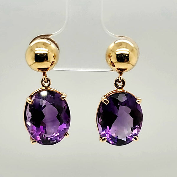 18kt Yellow Gold Amethyst Earrings