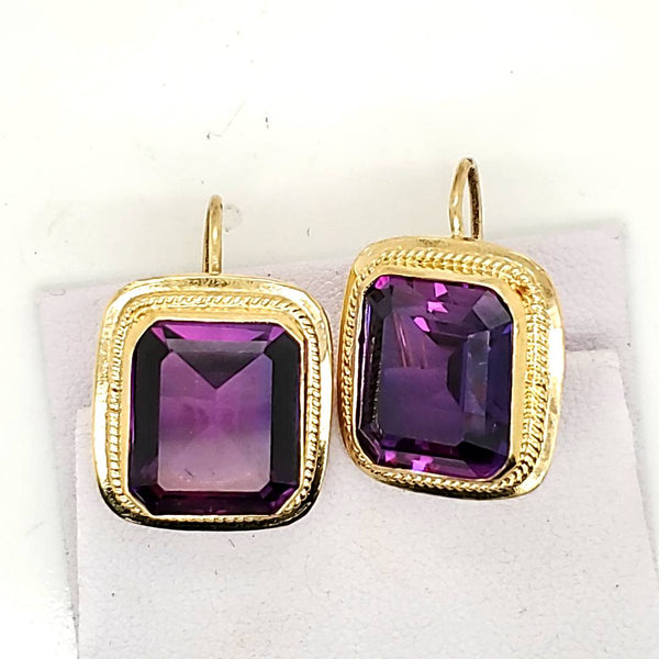 18kt Yellow Gold and Color Change Synthetic Corundum Earrings