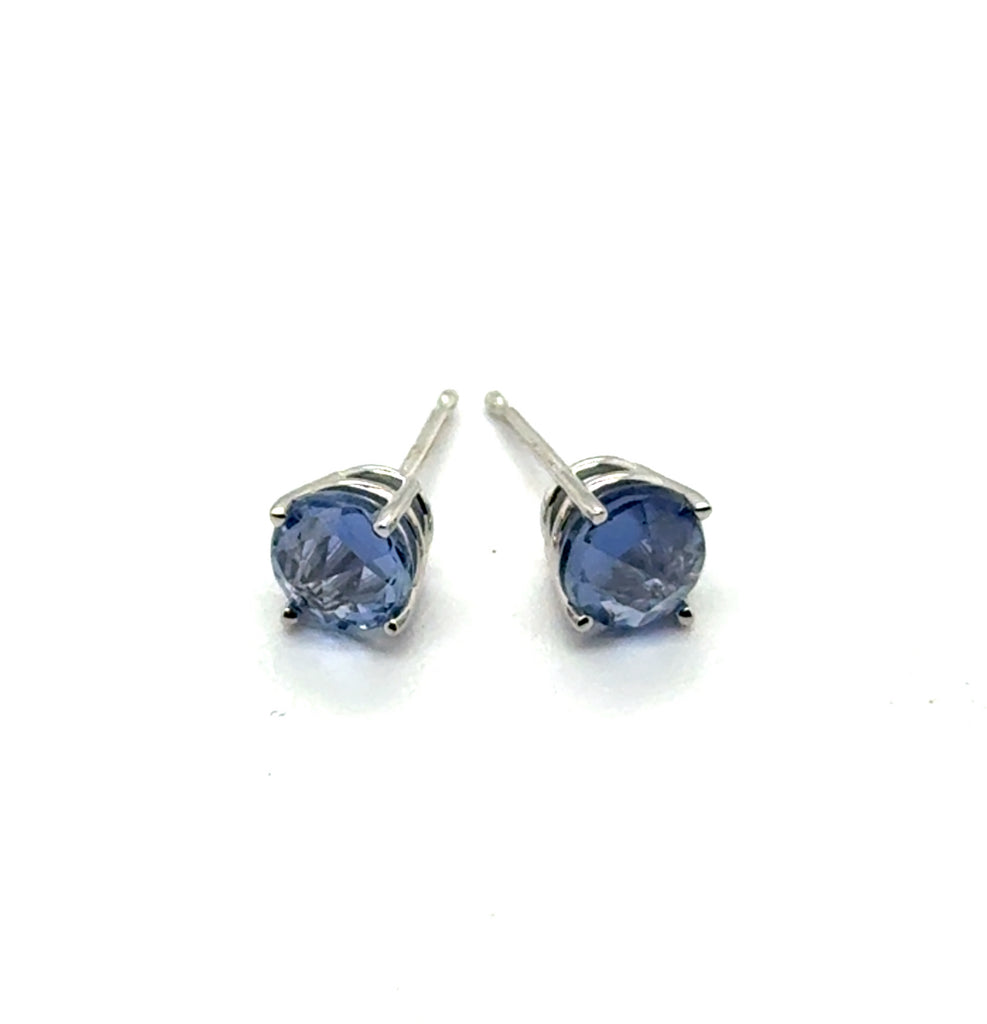 1.54 Cttw 14kt White Gold Sapphire Stud Earrings