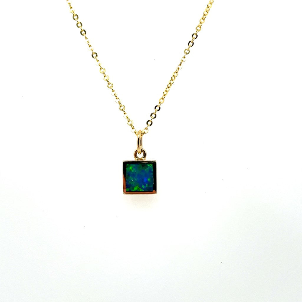 14kt Yellow Gold Opal Necklace