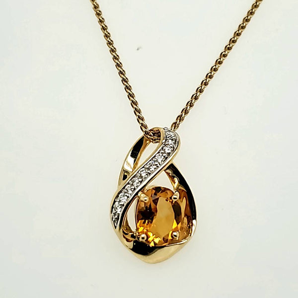14kt Yellow Gold Citrine Pendant Necklace