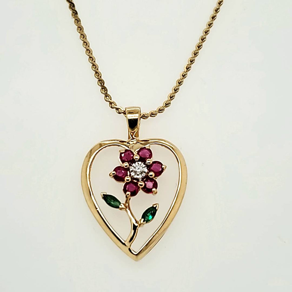 14kt Yellow Gold Flower Heart Pendant Necklace