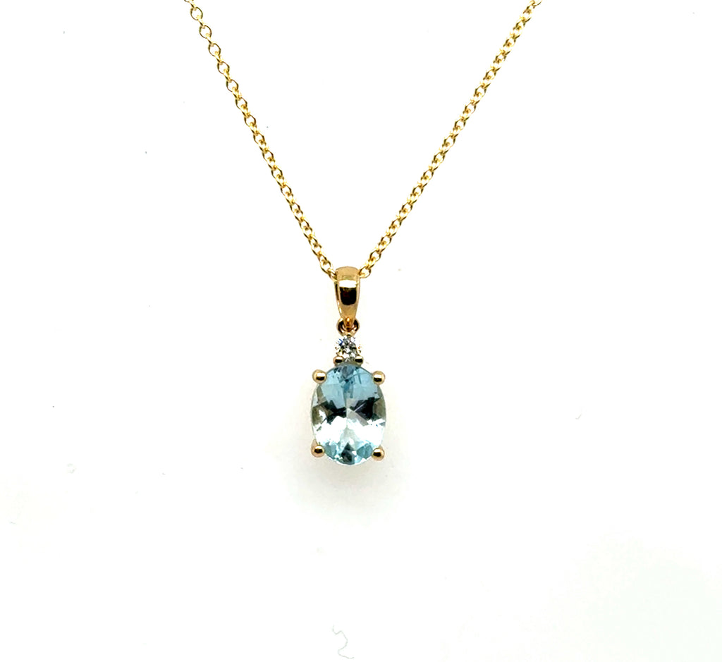 14Kt Yellow Gold Aqua And Diamond Pendant On Chain