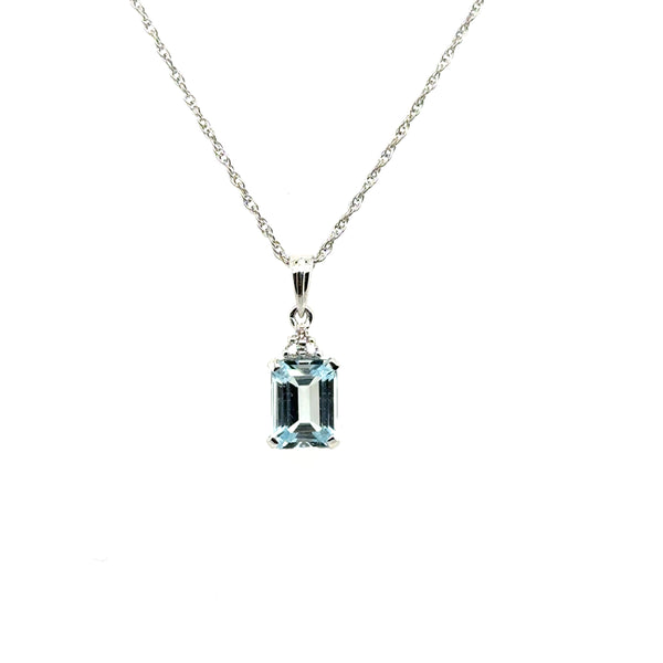 2.13 Ctw 14kt White Gold Aquamarine And Dimaond Pendant