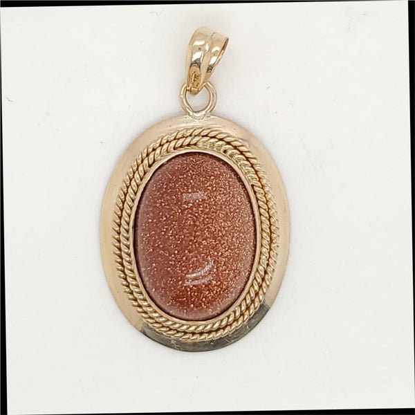 14Kt Yellow Gold Sunstone Pendant