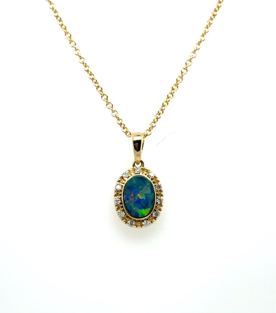 0.57 Cttw 14kt Yellow Gold Opal And Diamond Necklace