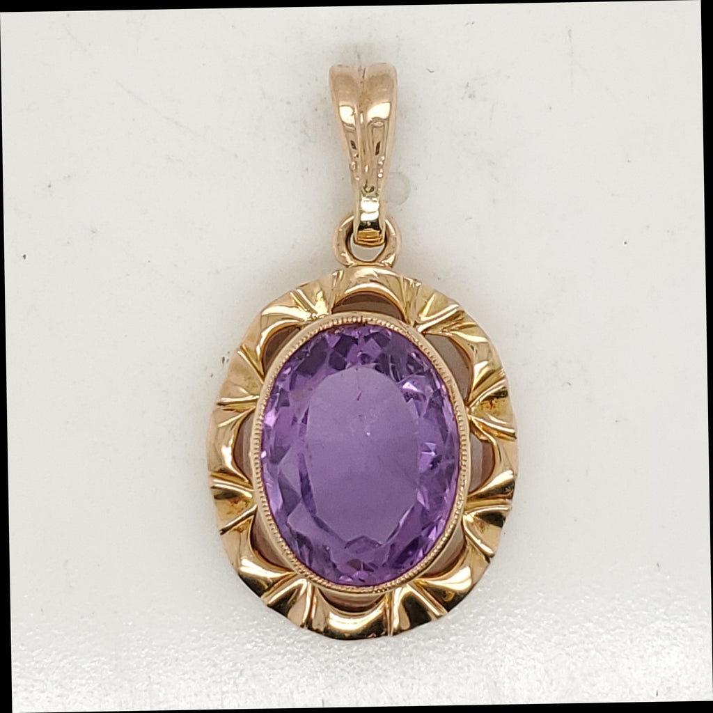 14kt Yellow Gold 9.00 carat Amethyst Pendant