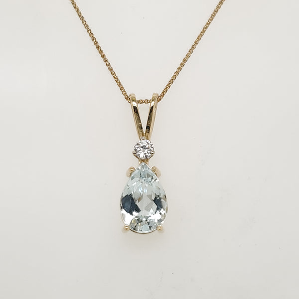 14kt Yellow Gold Aquamarine and Diamond Pendant Necklace