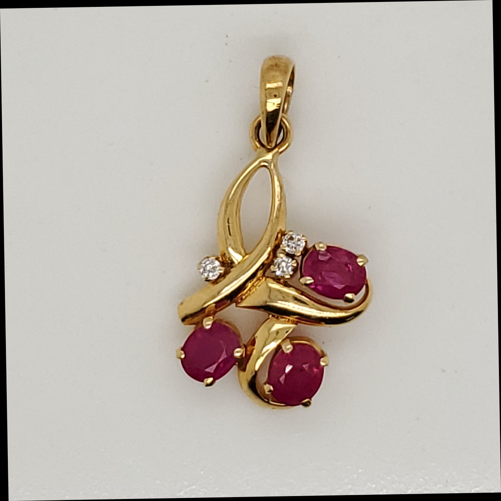 18kt Yellow Gold Ruby and Diamond