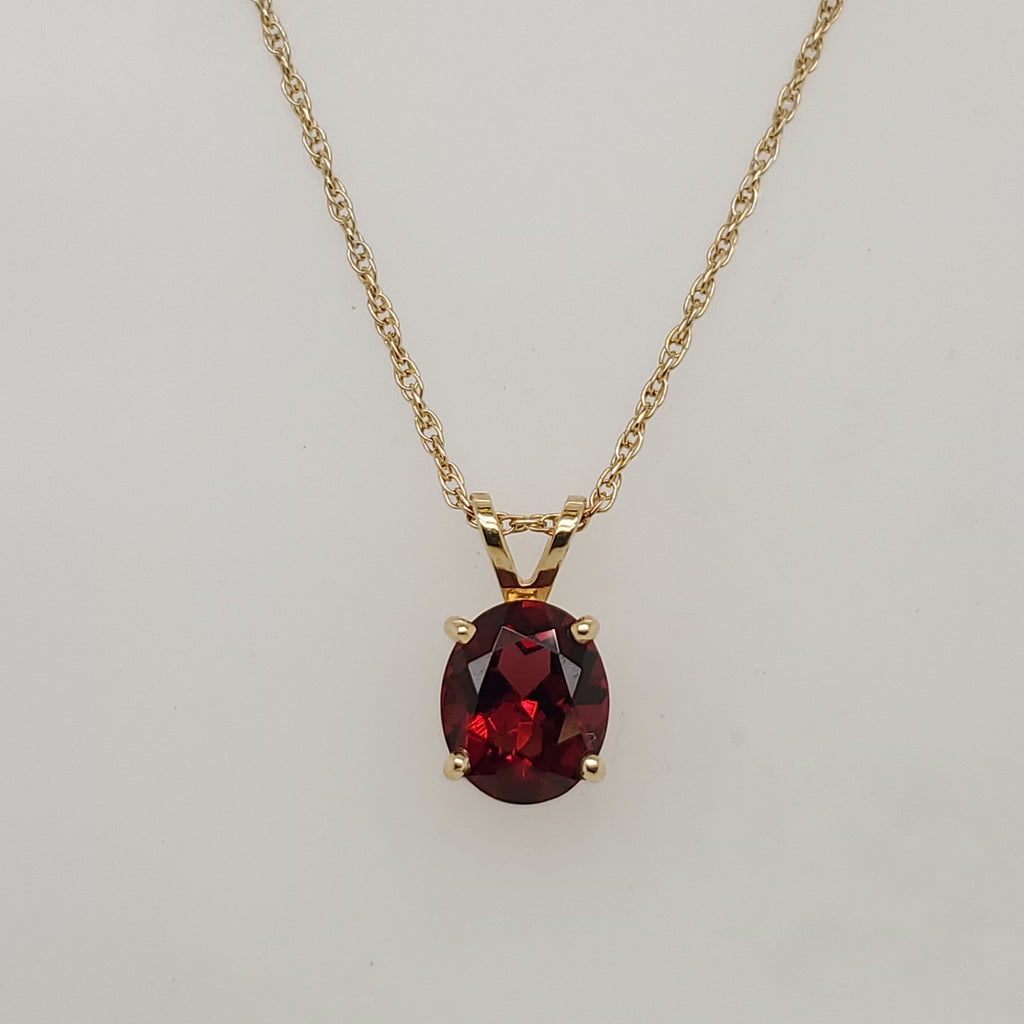 14kt Yellow Gold Garnet Pendant