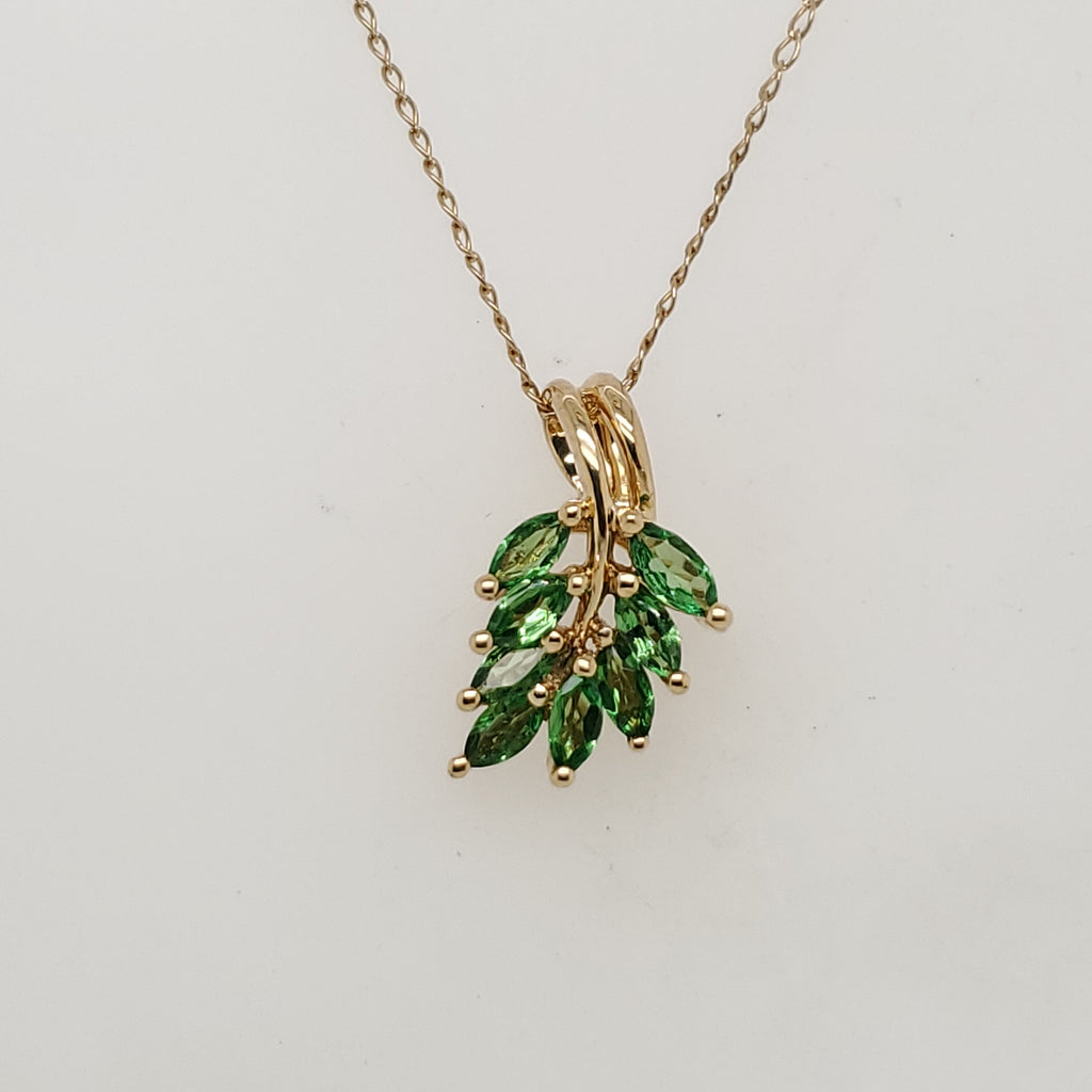 14kt YellowGoldTsavorite Garnet Pendant