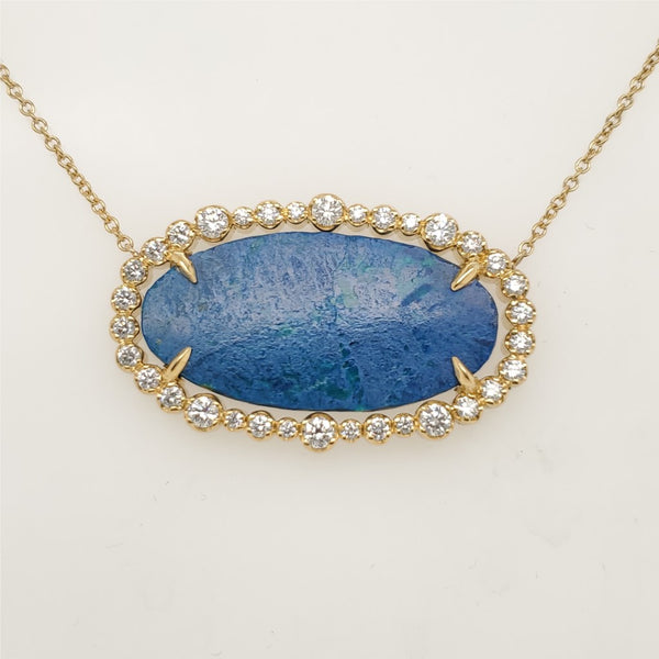 18Kt Gold And Diamond Color Stone Neckalce