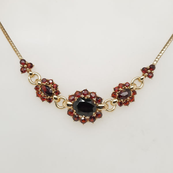 14kt Yellow Gold Garnet Neckalce