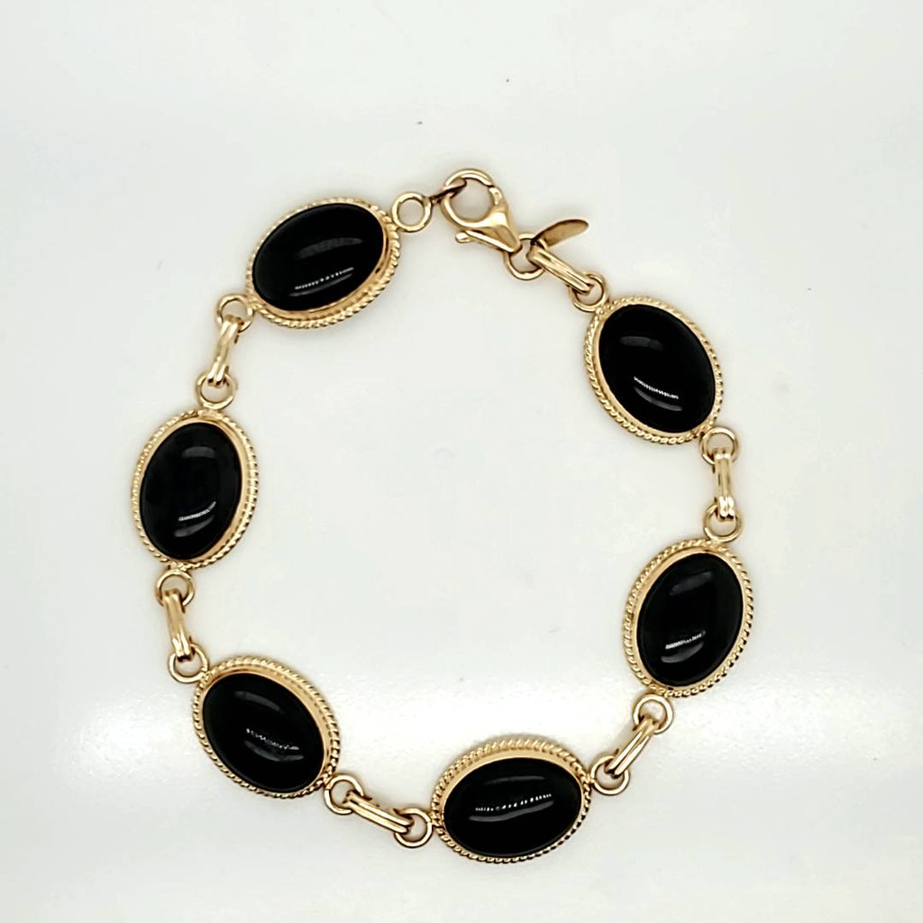 14Kt Yellow Gold Onyx Bracelet