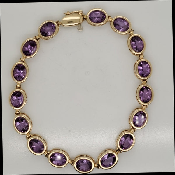 14kt Yellow Gold Amethyst Bracelet