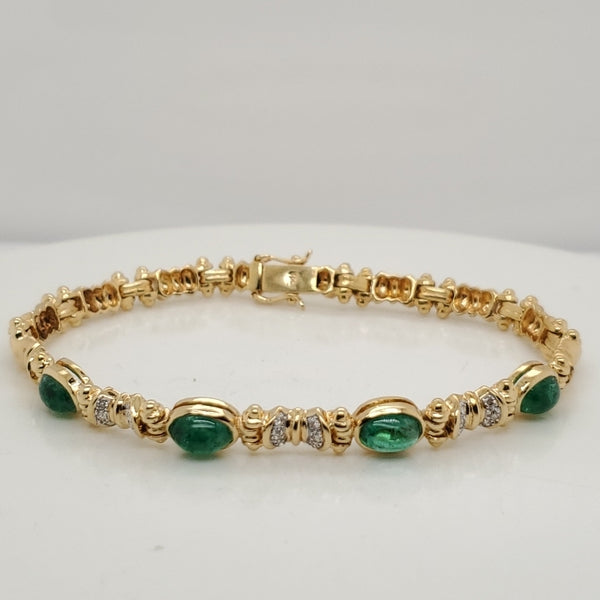 18kt Yellow Gold Emerald and Diamond Bracelet