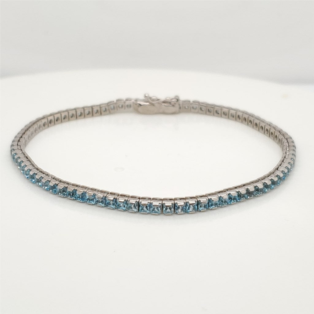 18kt Yellow Gold Swiss Blue Topaz Bracelet
