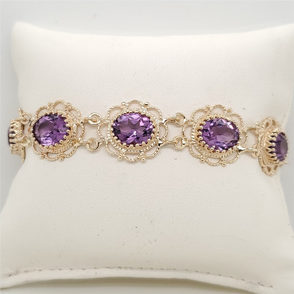 14kt Yellow Gold Amethyst Bracelet