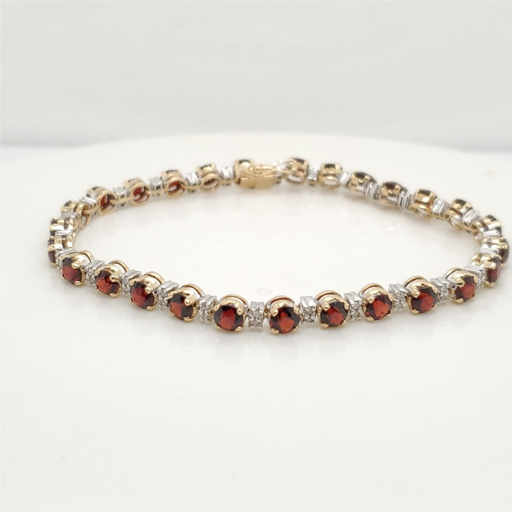 14kt Yellow Gold Garnet and Diamond Bracelet