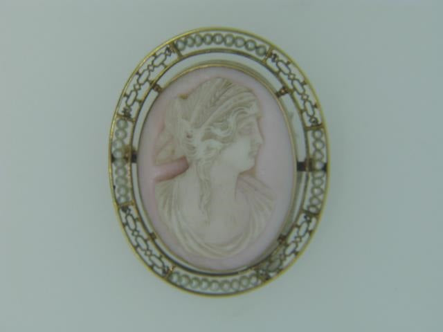 Victorian Cameo Yellow Gold