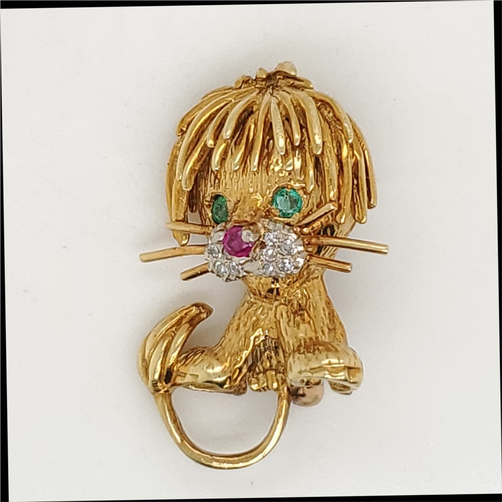 Vintage 18kt Yellow Gold and Gemstone Lion Brooch