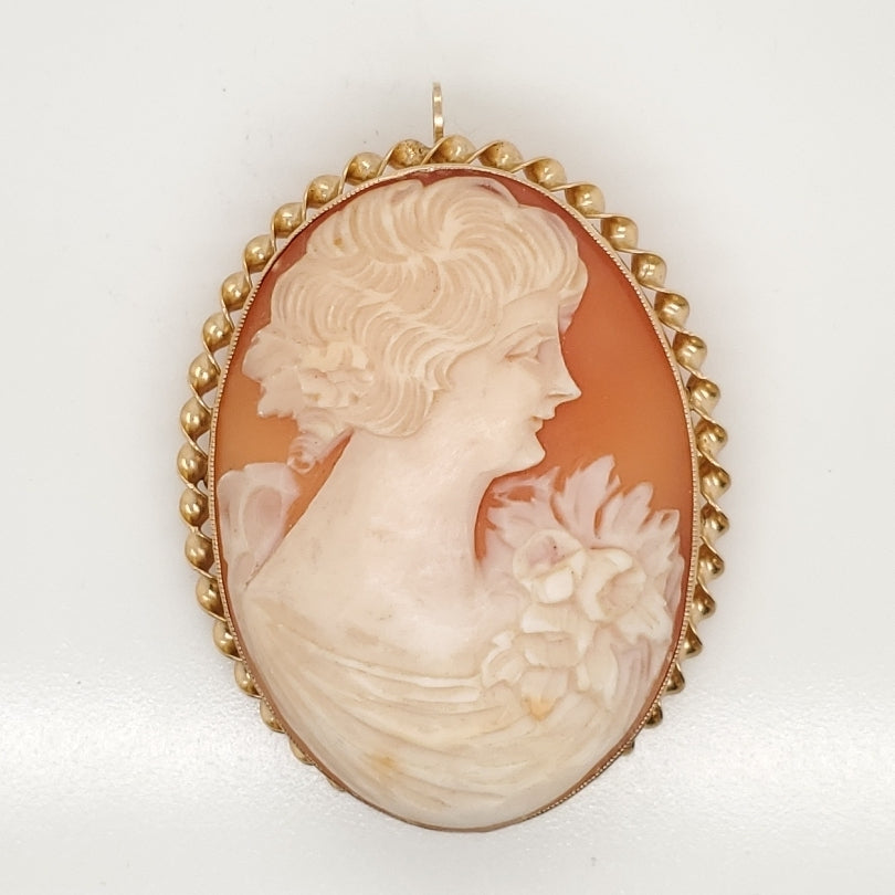 Vintage 14Ktyg Diamond Shell Cameo Brooch/Pendant