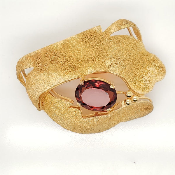 Vintage Brutalist Style 18kt Yellow Gold and Madeira Citrine Brooch