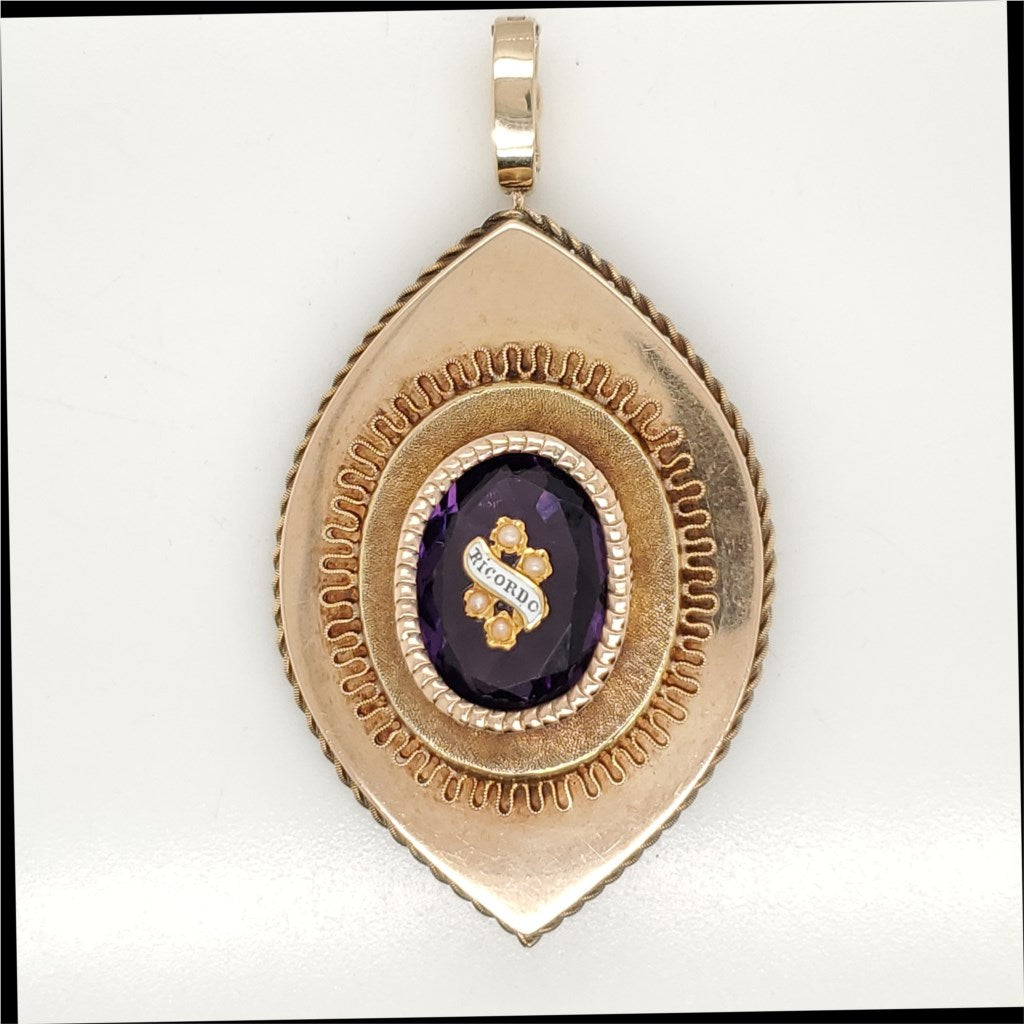 Antique Victorian 14Kt Yellow Gold Memorium Locket Pendant