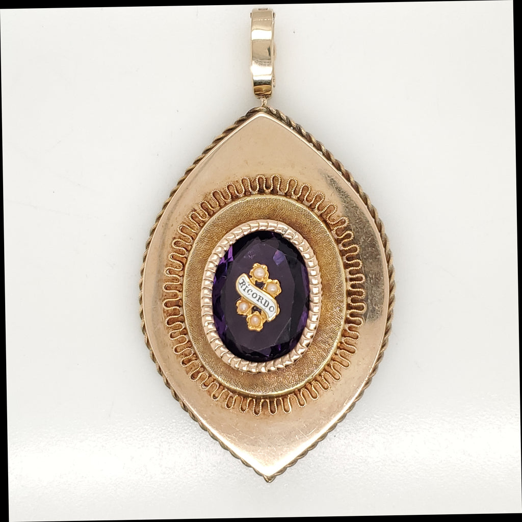 Antique Victorian 14Kt Yellow Gold Memorium Locket Pendant
