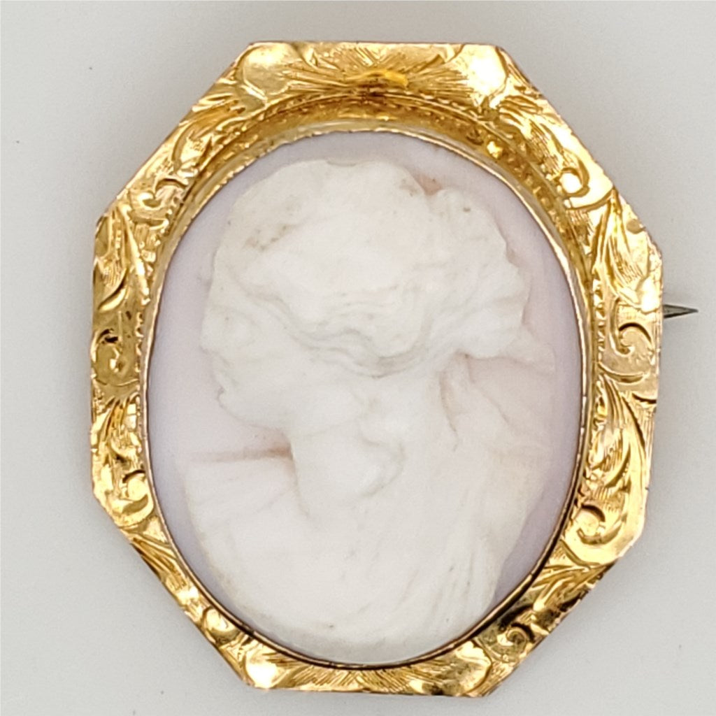 Antique Victorian 10Ktyg Carved Shell Angel Skin Cameo Brooch and Pendant