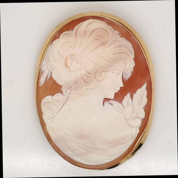 Vintage 14Kt Yellow Gold Carved Shell Cameo Pendant Brooch