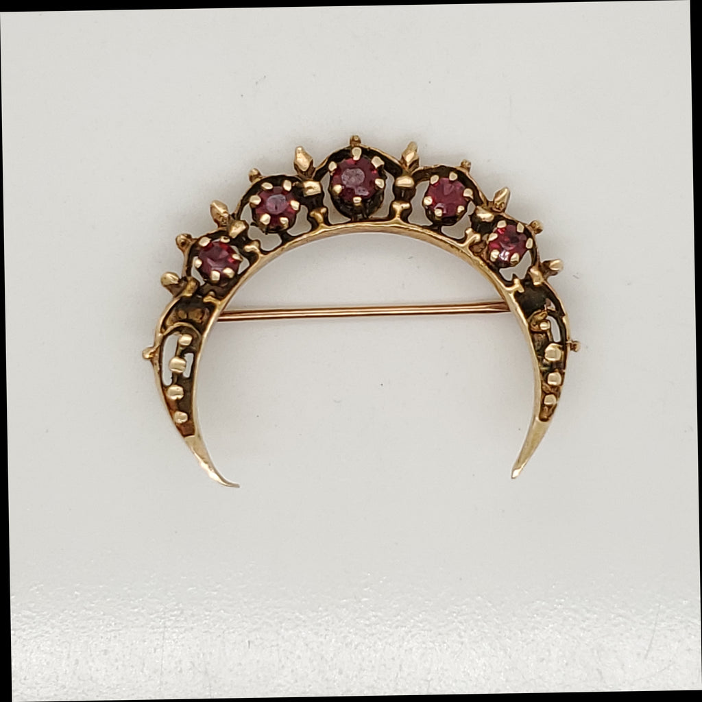 Vintage 14Kt Yellow Gold And Garnet Crescent Brooch