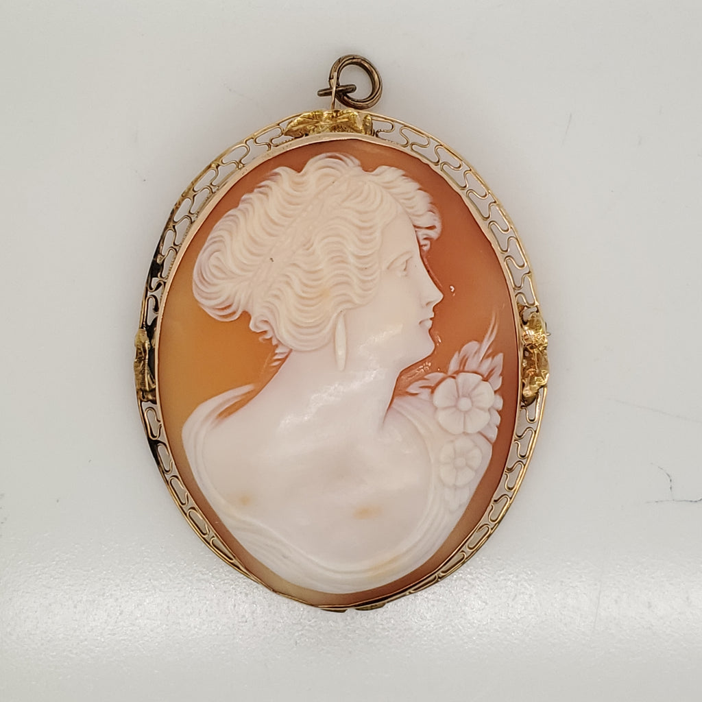 Vintage 14Kt Yellow Gold Carved Shell Cameo Pendant Brooch
