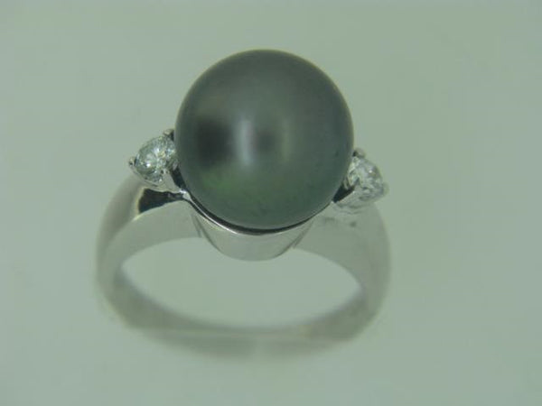 Tahitian Pearl & Diamond Ring