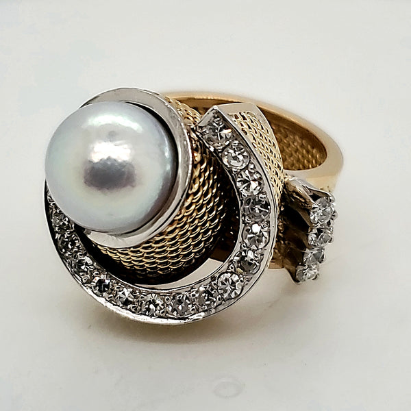 Vintage 18kt Yellow Gold Pearl and Diamond Ring