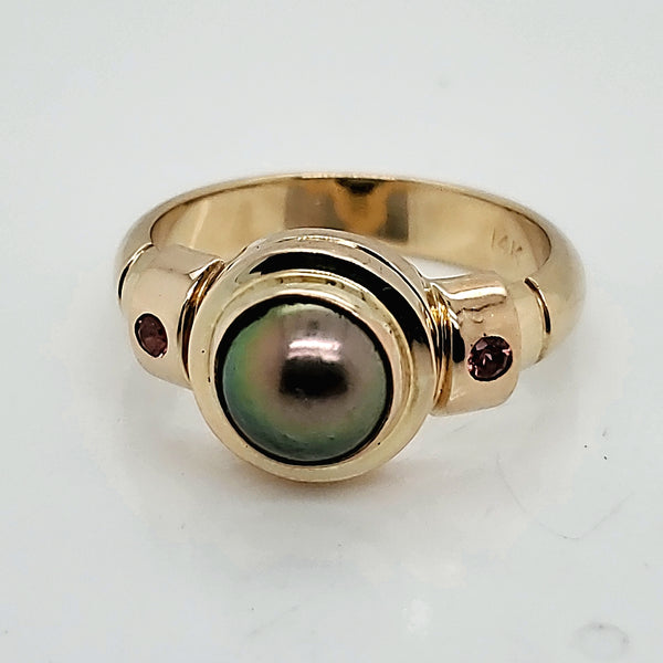 14kt Yellow Gold Grey Pearl and Pink Tourmaline Ring