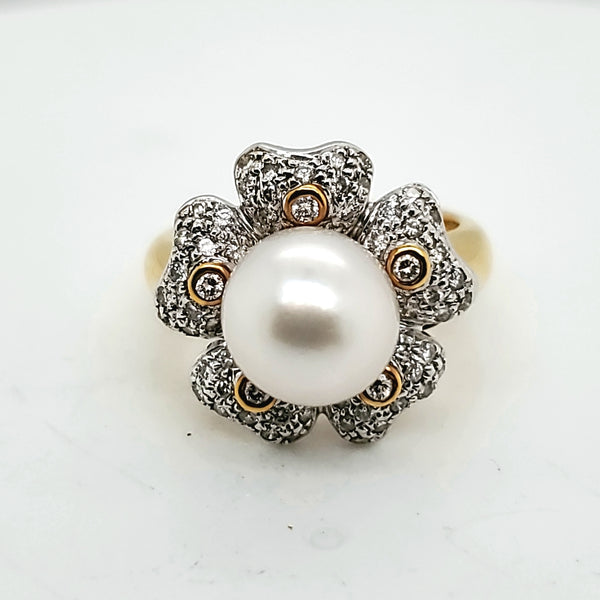 18kt Yellow Gold South Seas Pearl and Diamond Ring