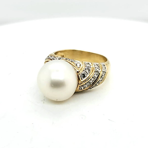 18kt Yellow Gold 12.5mm Pearl and Diamond Ring