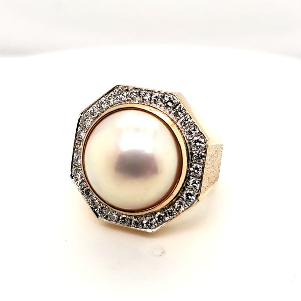 18Kt Yellow Gold Mobe Pearl and Diamond Ring