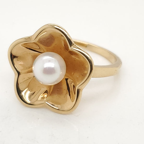 14kt Yellow Gold Pearl Ring