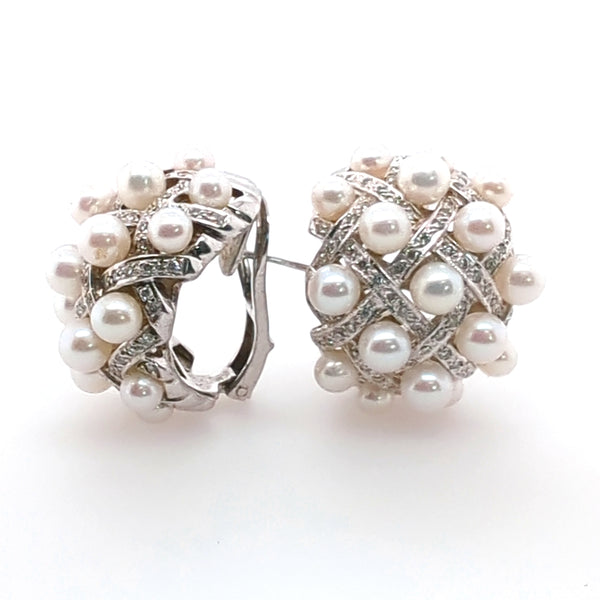 18Kt White Gold Diamond And Pearl Earrings