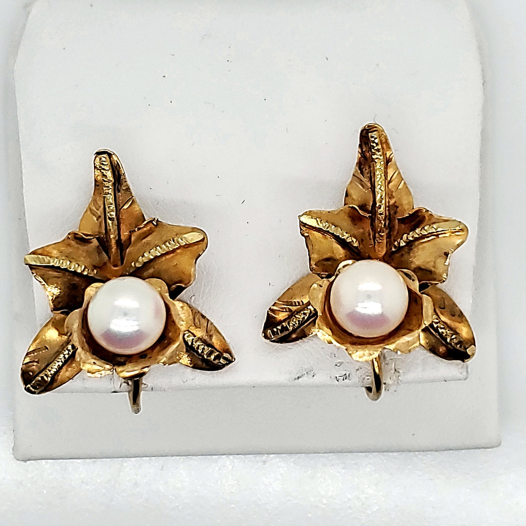 Vintage 18kt Yellow Gold and Pearl Floral Earrings