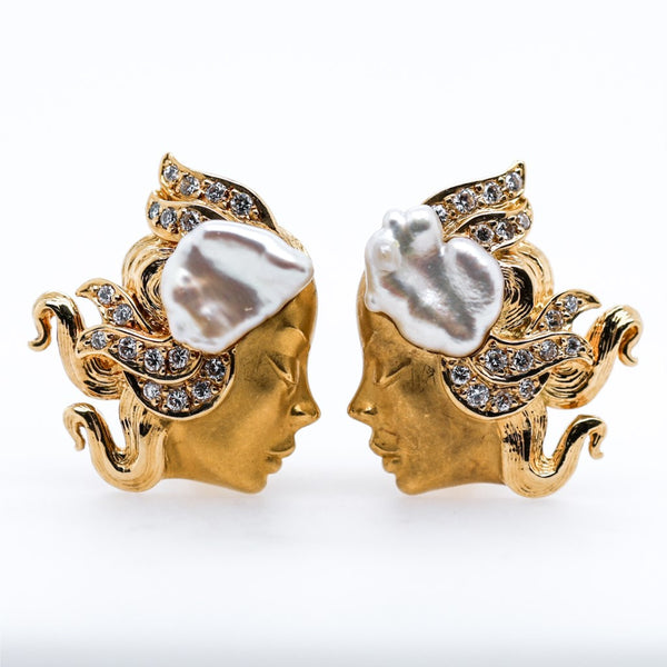 Carrera Y Carrera 18kt Yellow Gold Diamond and Pearl Earrings