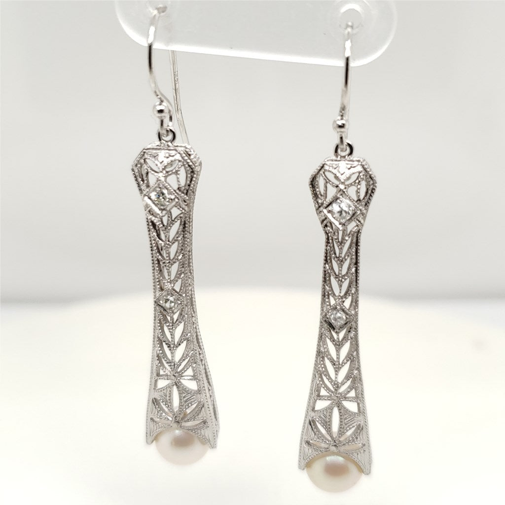 Art Deco 14kt White Gold Pearl and Diamond Dangle Earrings