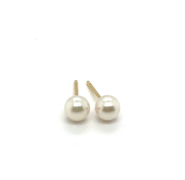 14kt Yellow Gold Pearl Studs.