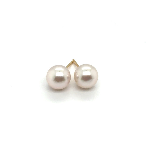 14kt Yellow Gold Pearl Studs.