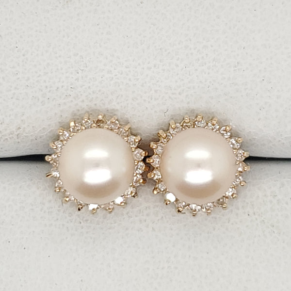 14kt Yellow Gold and Diamond Stud Earrings