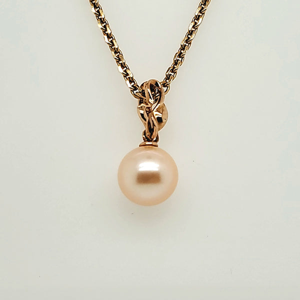 10mm Pearl Pendant Necklace in 18kt Yellow Gold