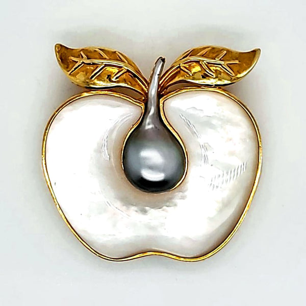 18kt Yellow Gold and Pearl Apple Pendnat Brooch