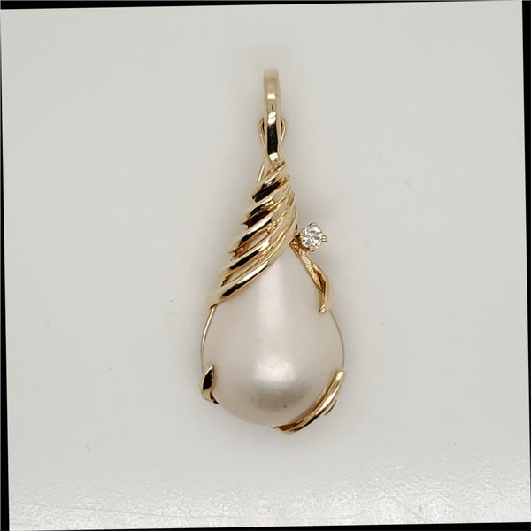 14kt Yellow Gold Mobe Pearl and Diamond Enhancer/Pendant